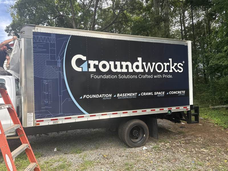 Box truck fleet graphics